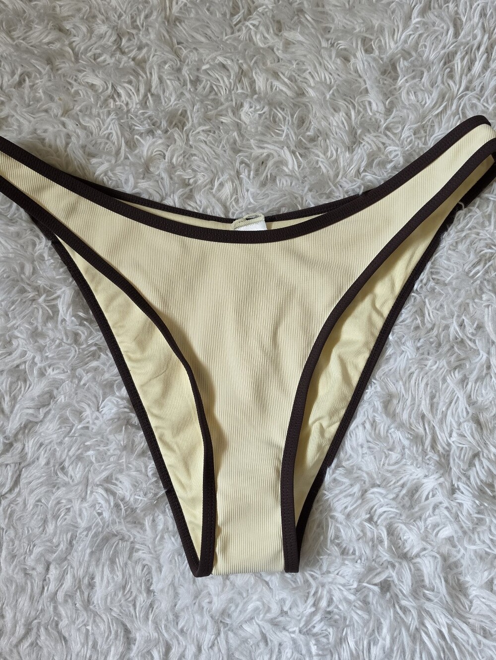 Wilo Yellow Bikini Bottom with Brown Trim Sz Large Nwot